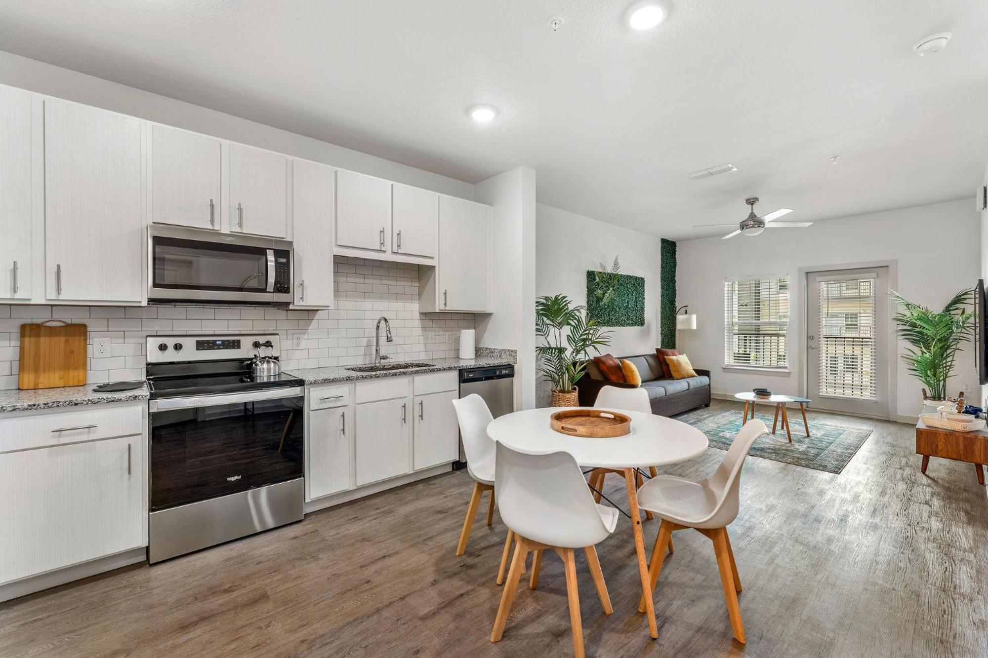 Complete Lush Green Apartment 10 Min To Parks Pets Allowed, Resort-Style Amenities Orlando Exteriör bild